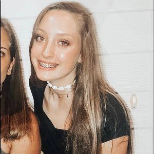 Meet your Posher, Lydia